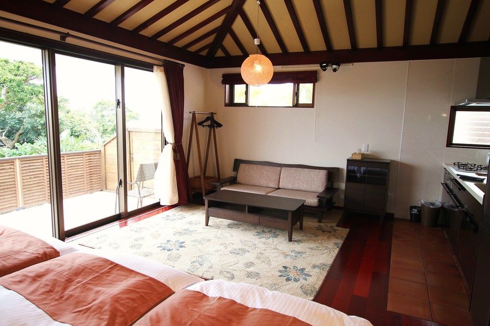 Hotel Ocean Hills Kouri Nakijin Exteriér fotografie